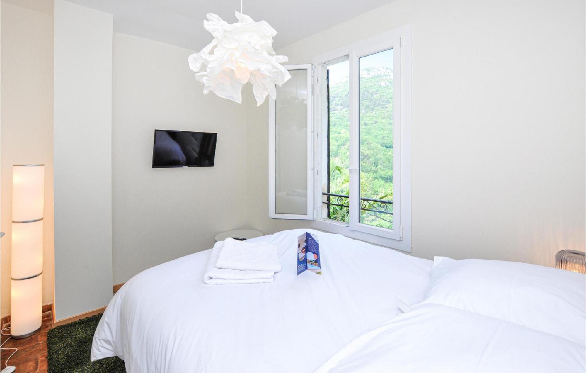 Awesome Apartment In Saint-Jeannet With Kitchen Eksteriør bilde