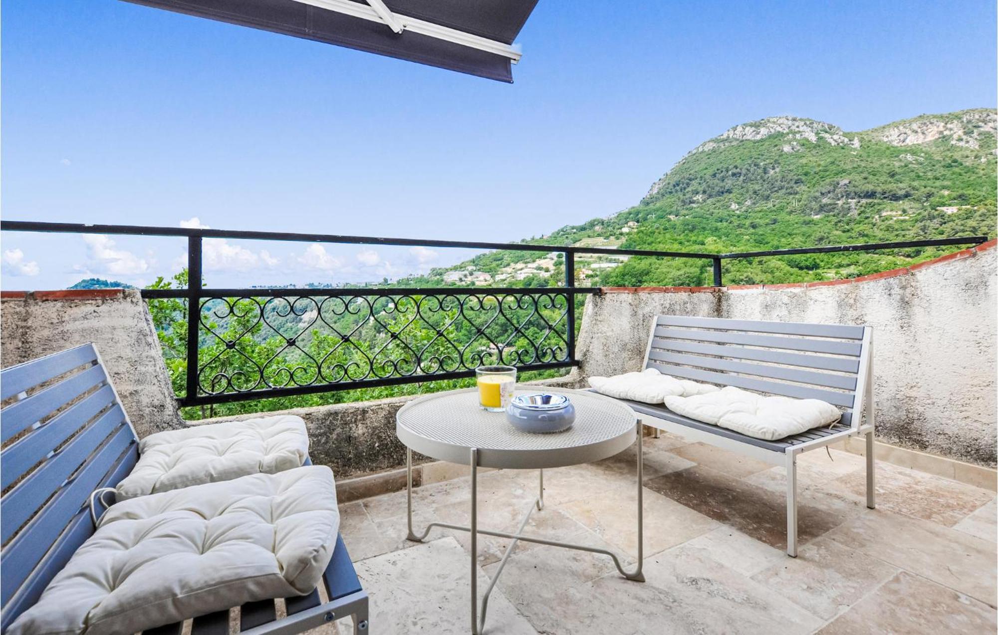 Awesome Apartment In Saint-Jeannet With Kitchen Eksteriør bilde