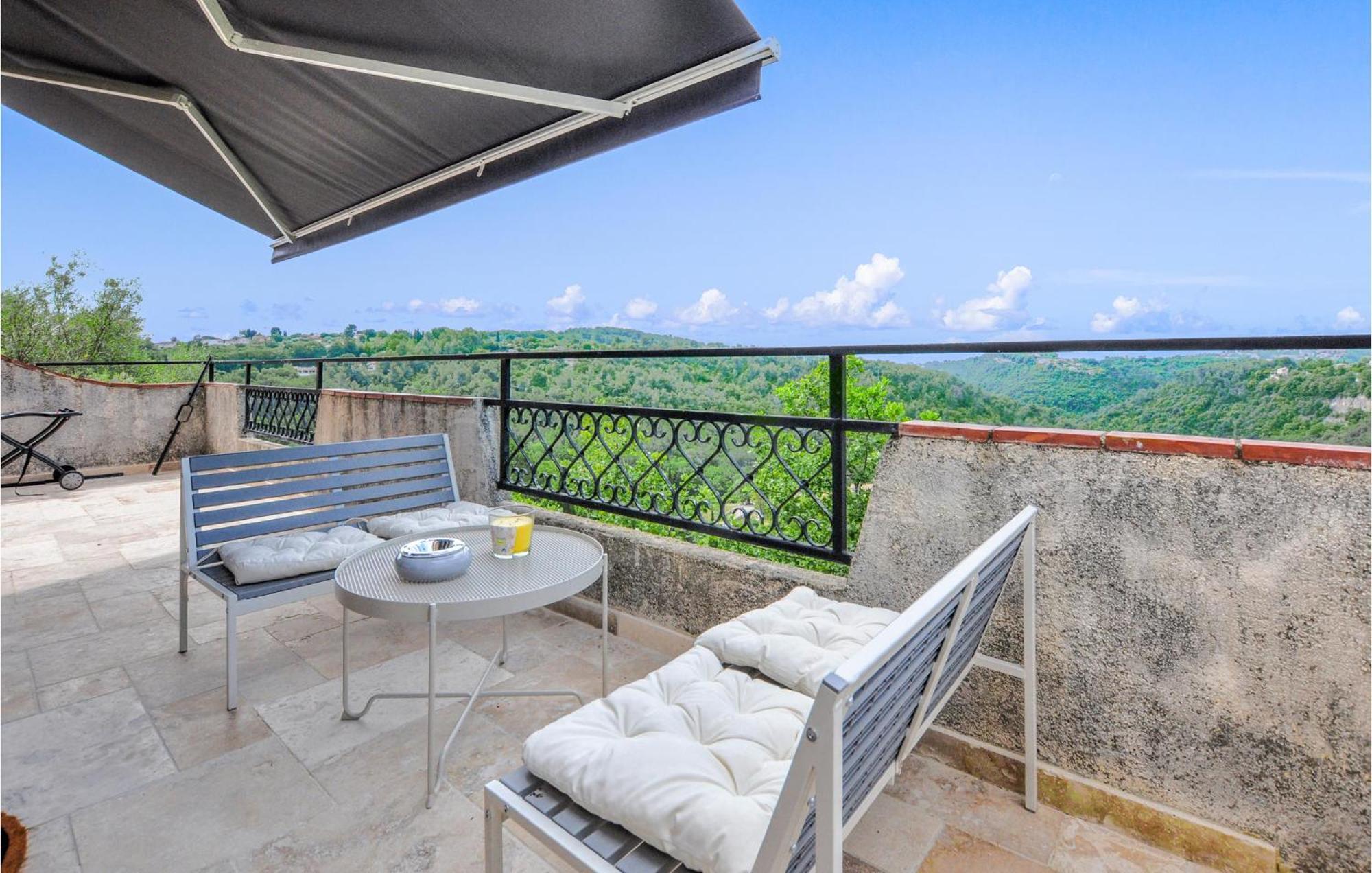 Awesome Apartment In Saint-Jeannet With Kitchen Eksteriør bilde